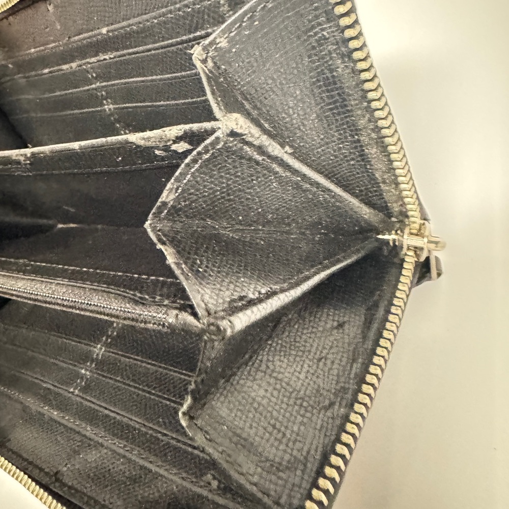 Coach Black Leather Men's Zipper Wallet - Picture 5 of 7